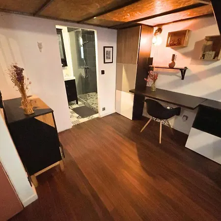 Le Revennes Apartment *